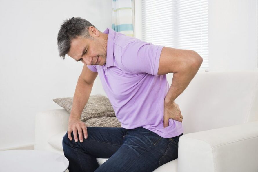 Talamak na pelvic pain syndrome sa mga lalaking may abacterial prostatitis